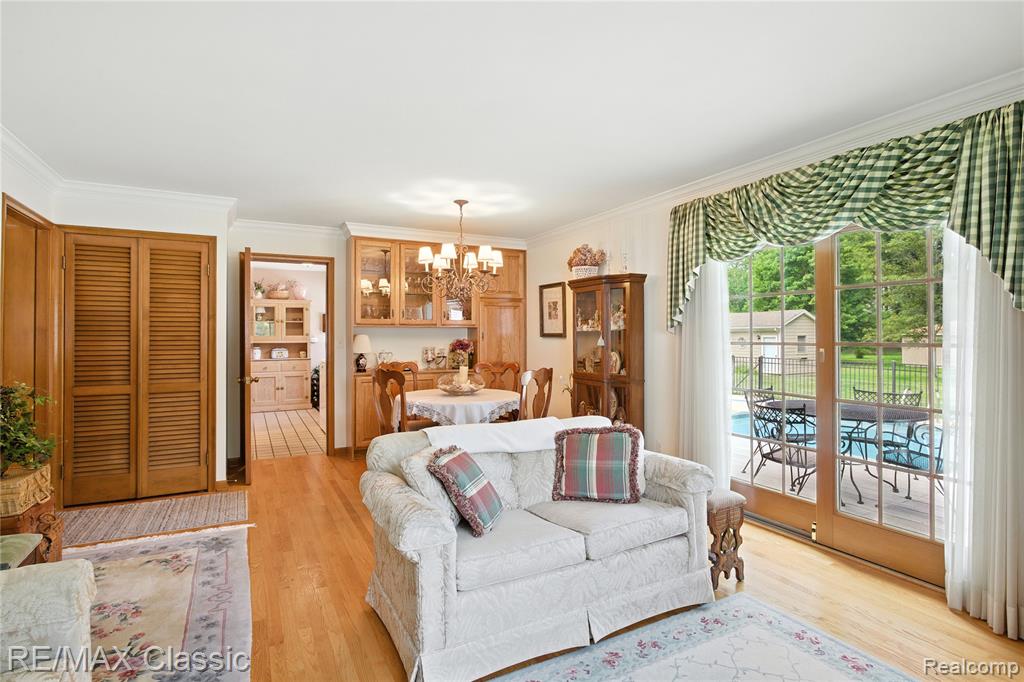 415 Booth Road Troy, MI 48085 - Photo 22 of 52