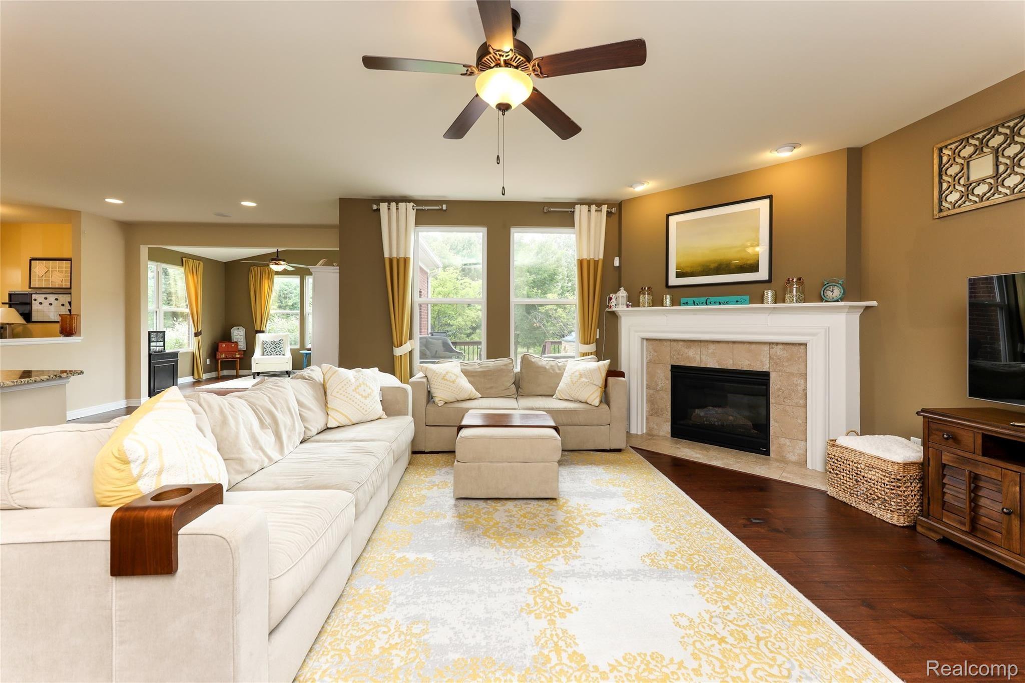 49468 Great Falls Road Canton, MI 48188 - Photo 8 of 28 49468 Great Falls Rd (10 of 67).jpg