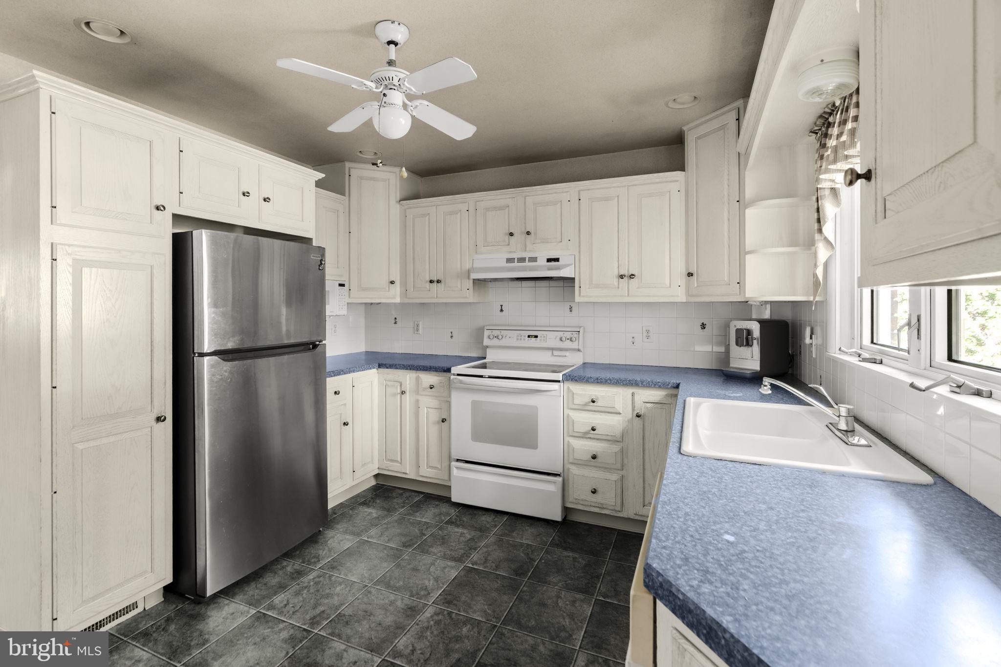 529 South 6th Street Denver, PA 17517 - Photo 26 of 54
