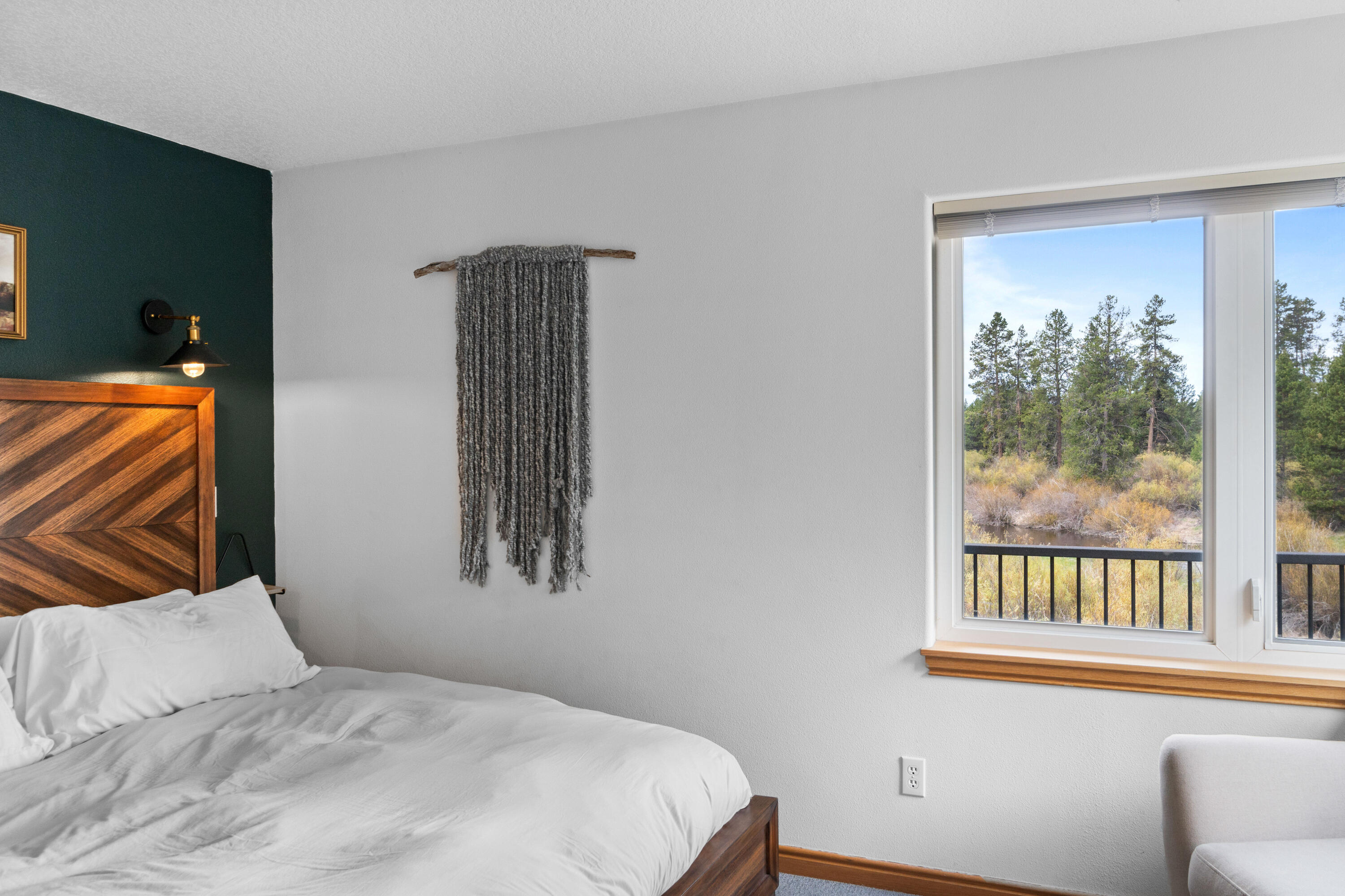 54761 Huntington Road Bend, OR 97707 - Photo 25 of 64 RileyVisualsa-86