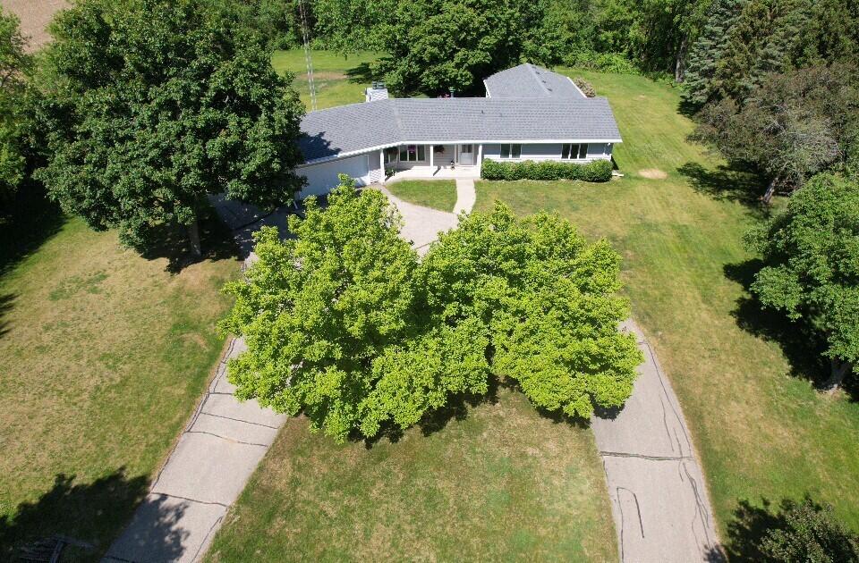 3345 County Rd F South Delavan, WI 53115 - Photo 33 of 41 Exterior