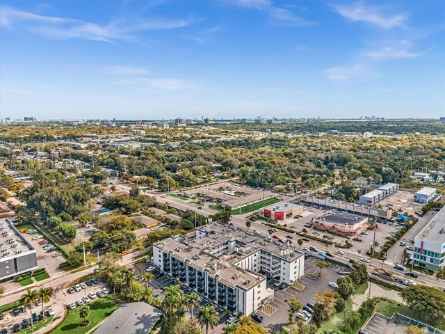 $116,900 | 13500 Northeast 3rd Court, Unit 121, North Miami, FL 33161
