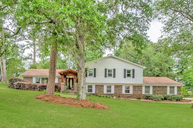 $3,100 | 3086 Waterford Drive, Tallahassee, FL 32309