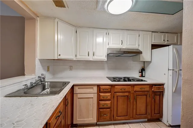 $65,000 | 6200 Riverside Drive, Unit 431, Metairie, LA 70003