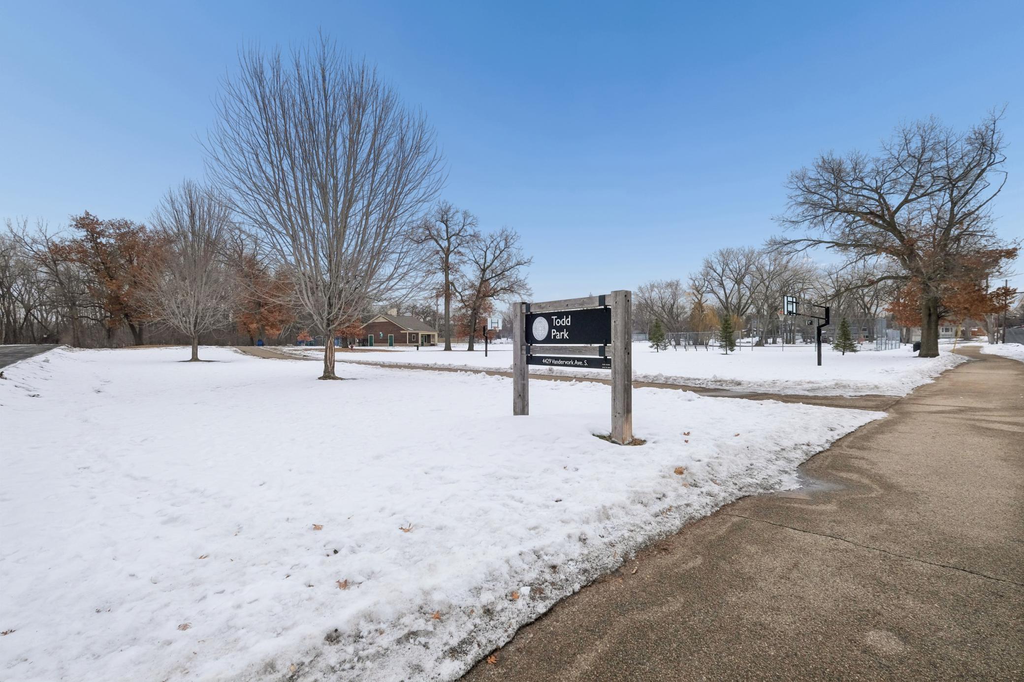 4500 Parkside Lane Edina, MN 55436 - Photo 10 of 12