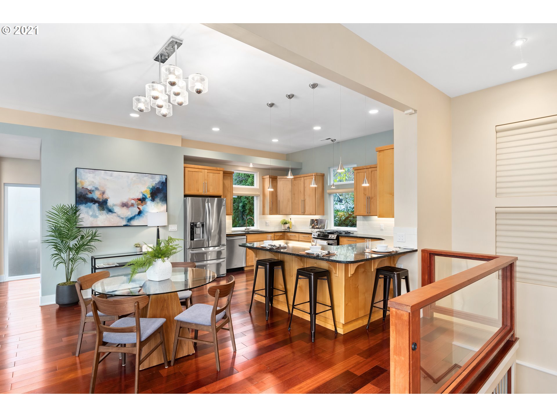 4242 Southwest Condor Avenue Portland, OR 97239 - Photo 14 of 30 Gallery Image 14