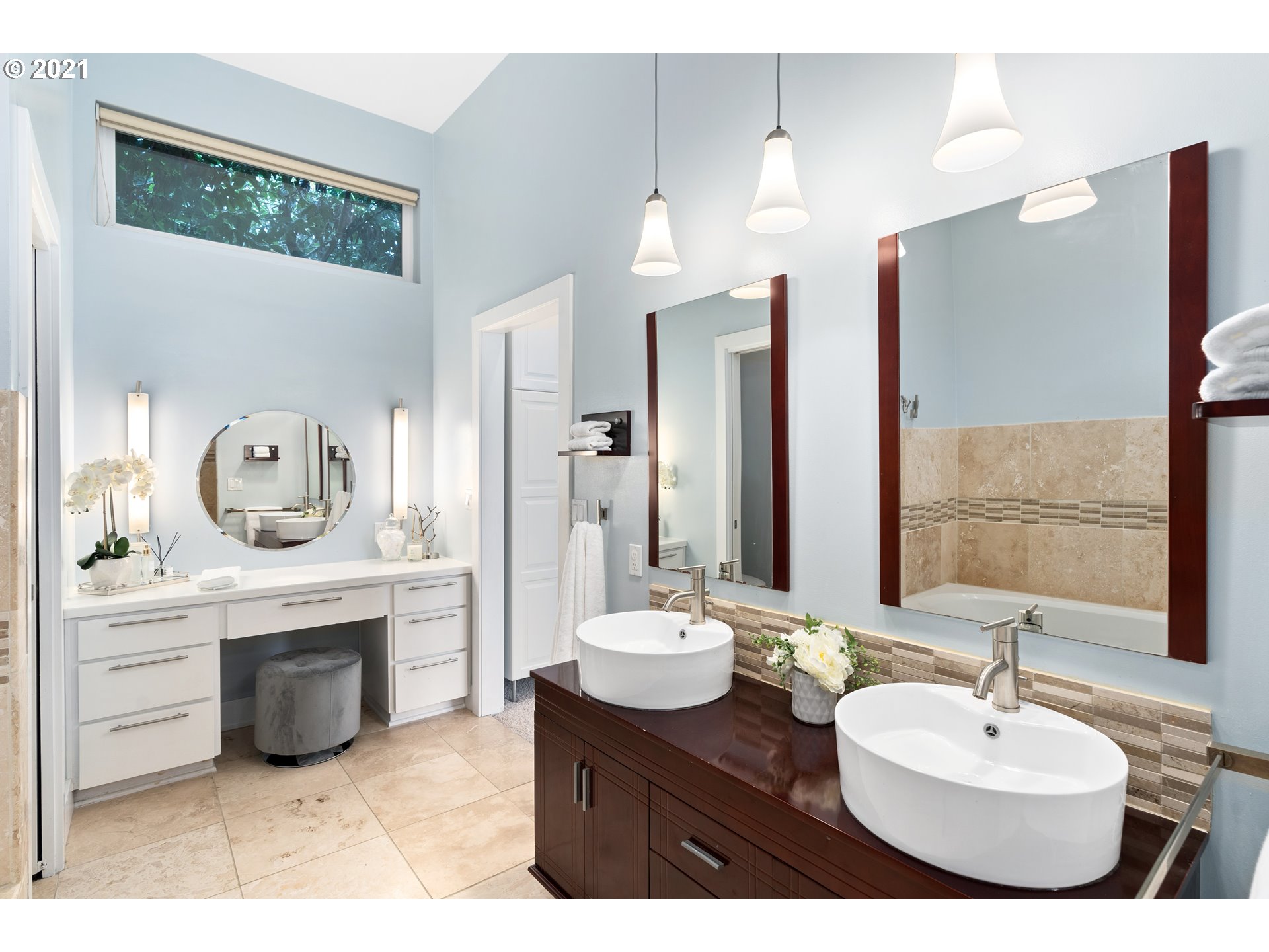 4242 Southwest Condor Avenue Portland, OR 97239 - Photo 18 of 30 Gallery Image 18