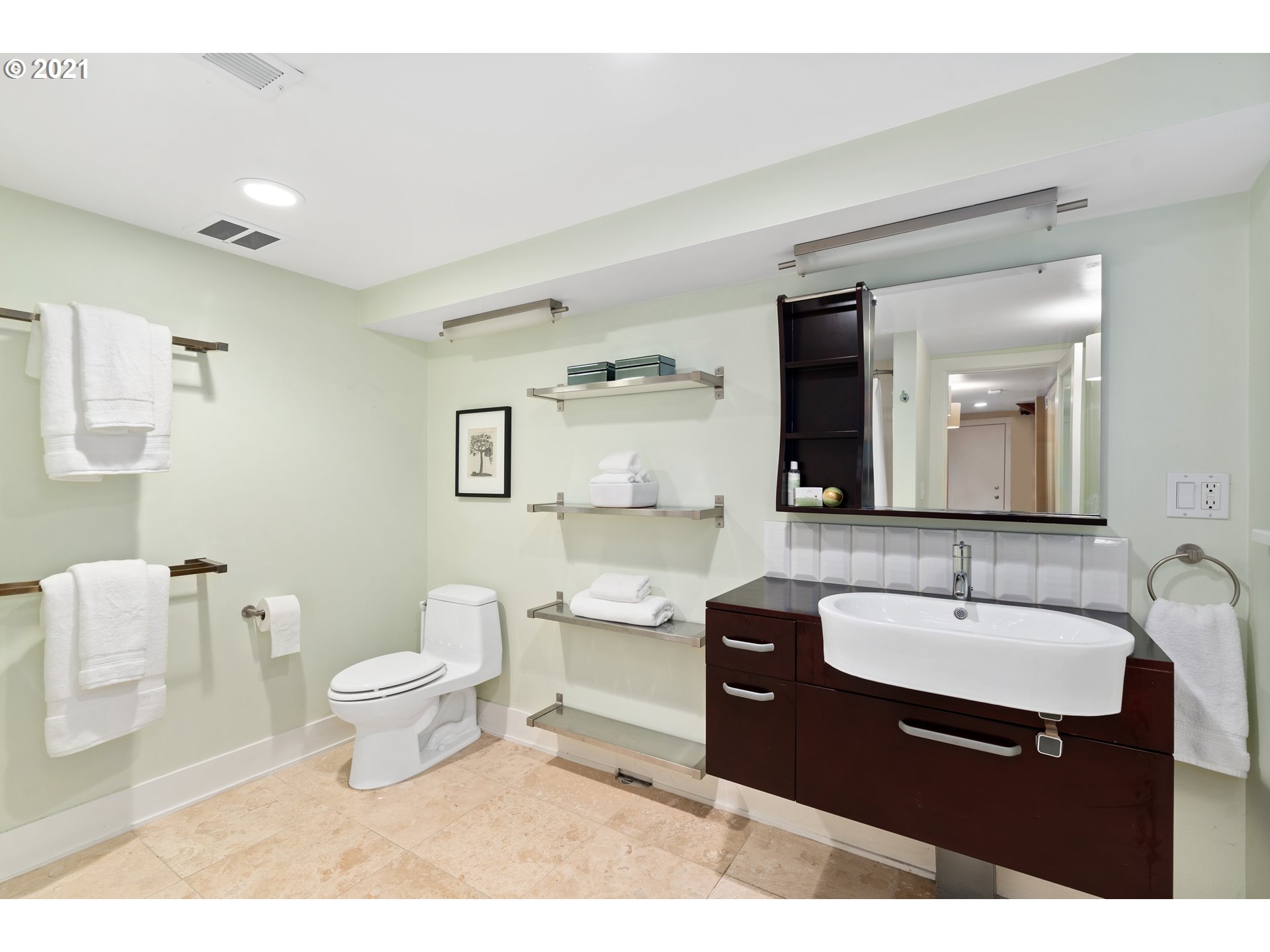 4242 Southwest Condor Avenue Portland, OR 97239 - Photo 20 of 30 Gallery Image 20