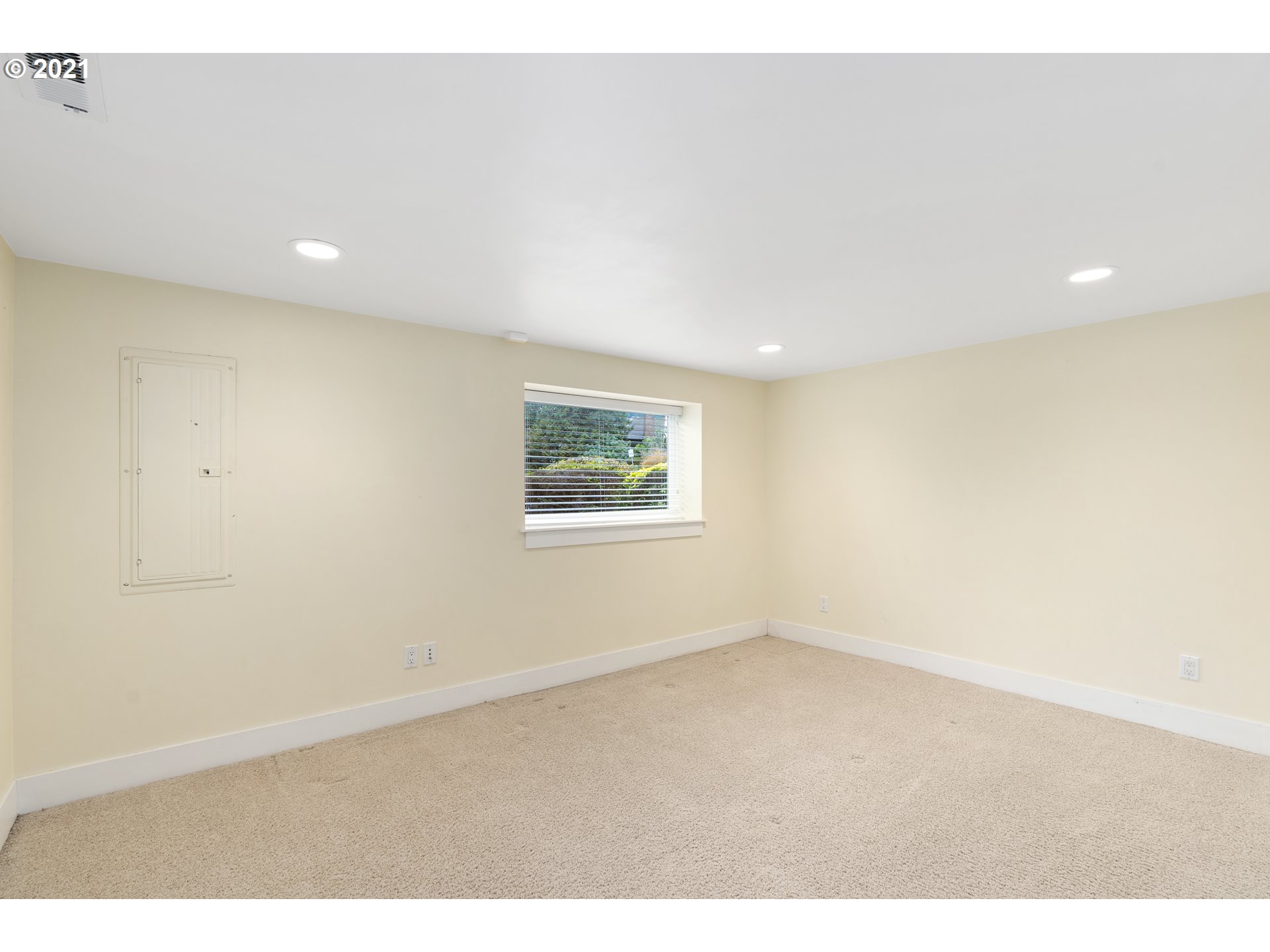 4242 Southwest Condor Avenue Portland, OR 97239 - Photo 21 of 30 Gallery Image 21