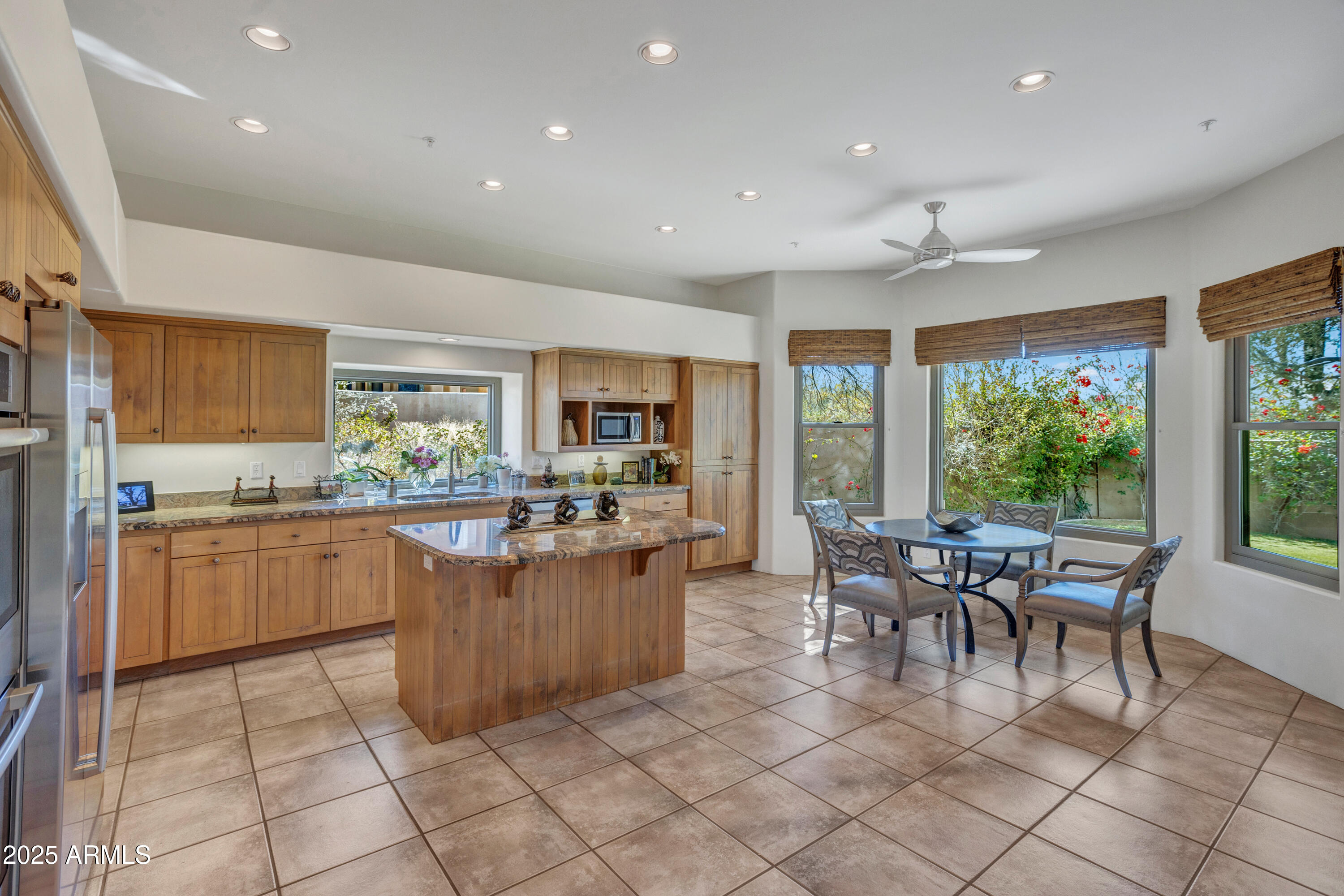 10040 East Happy Valley Road, Unit 249 Scottsdale, AZ 85255 - Photo 11 of 30 Kitchen and informal dining