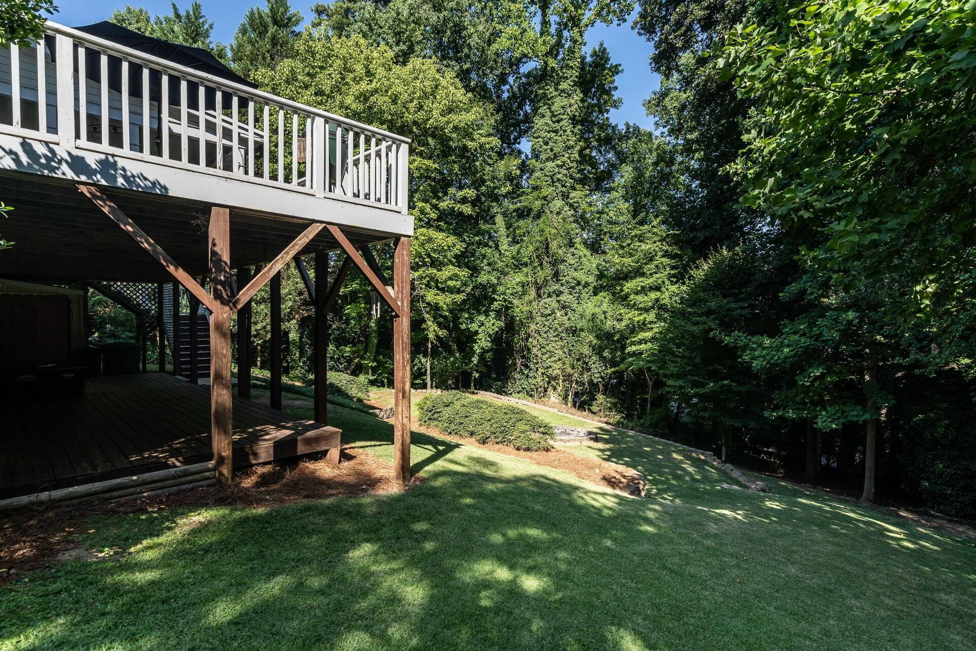 2834 Exeter Circle Raleigh, NC 27608 - Photo 26 of 30 Backyard