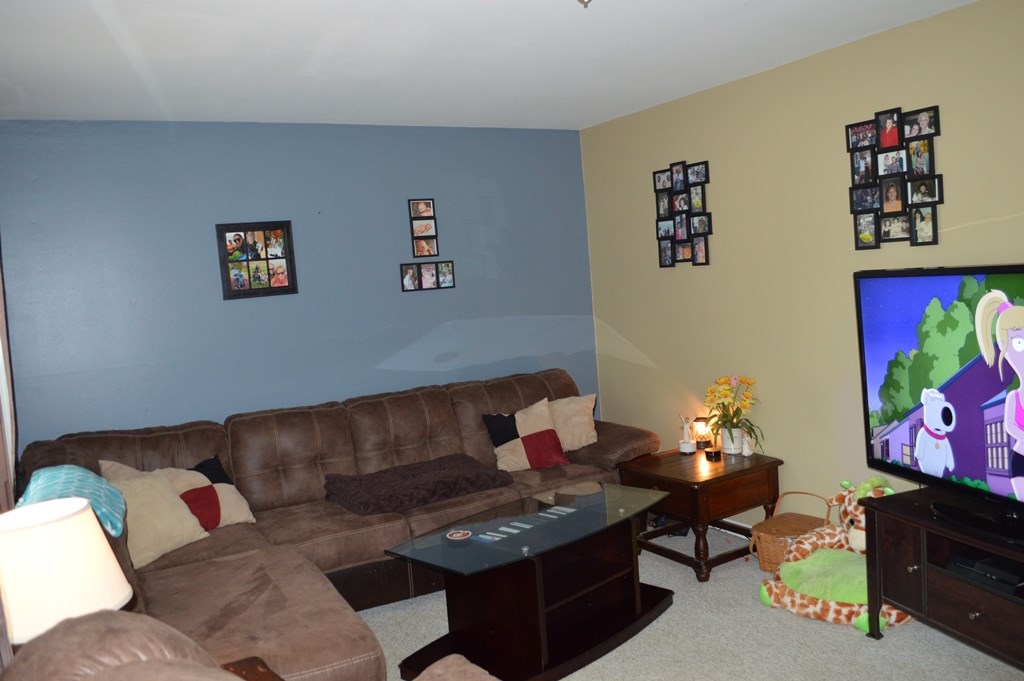 202 Roland Street Vincennes, IN 47591 - Photo 4 of 12 Gallery Image 4
