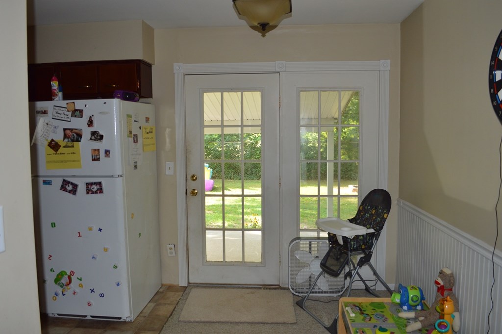 202 Roland Street Vincennes, IN 47591 - Photo 9 of 12 Gallery Image 9