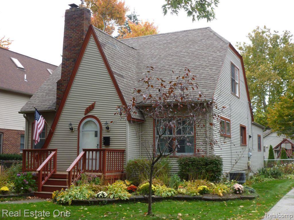 323 Highland Avenue Rochester, MI 48307 - Photo 3 of 35 Street View