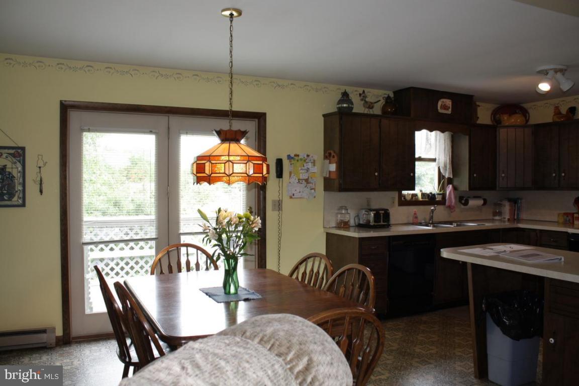 1018 Jeffrey Lane Lititz, PA 17543 - Photo 7 of 14
