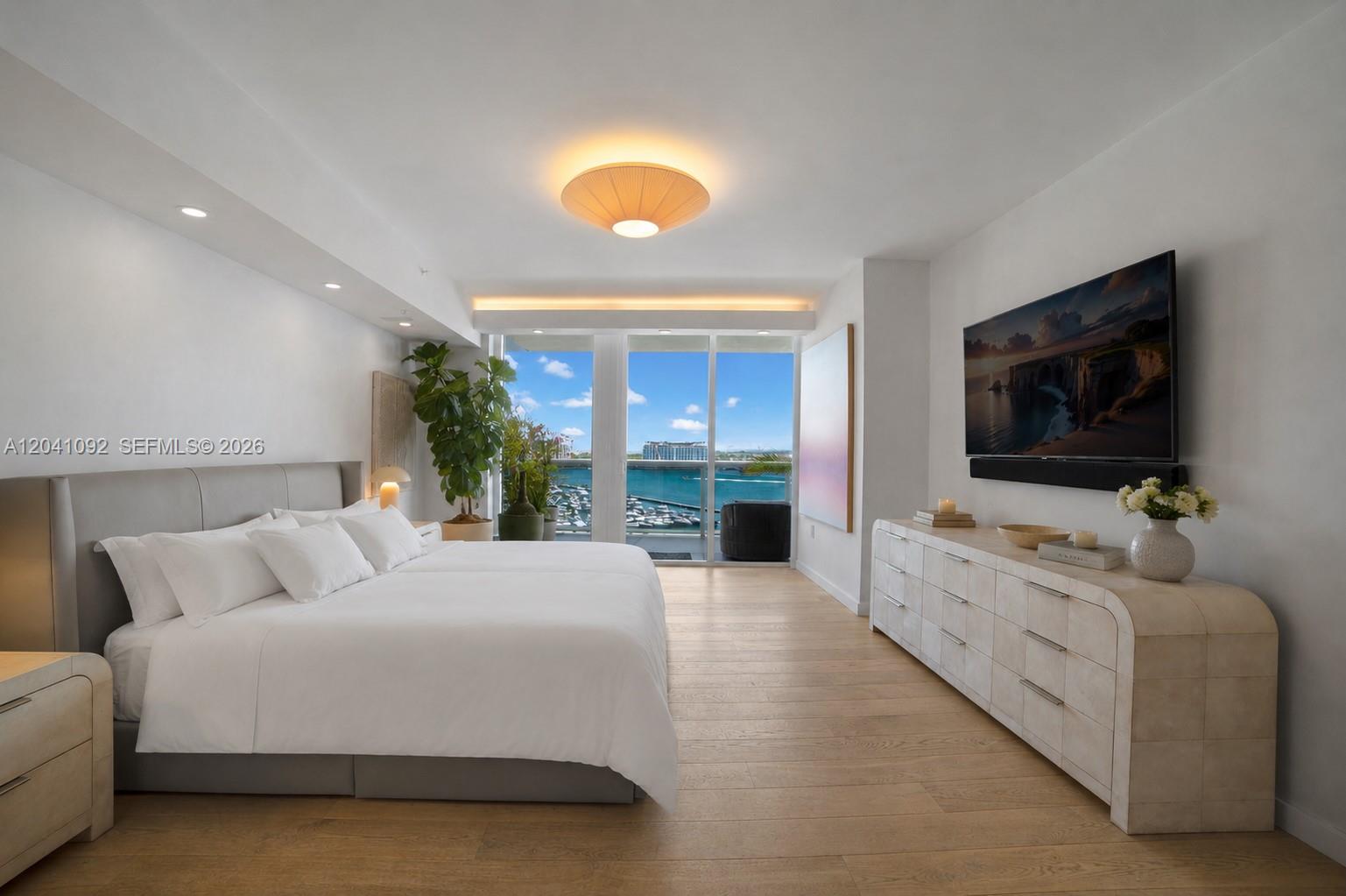 400 Alton Road, Unit 1206 Miami Beach, FL 33139 - Photo 10 of 34