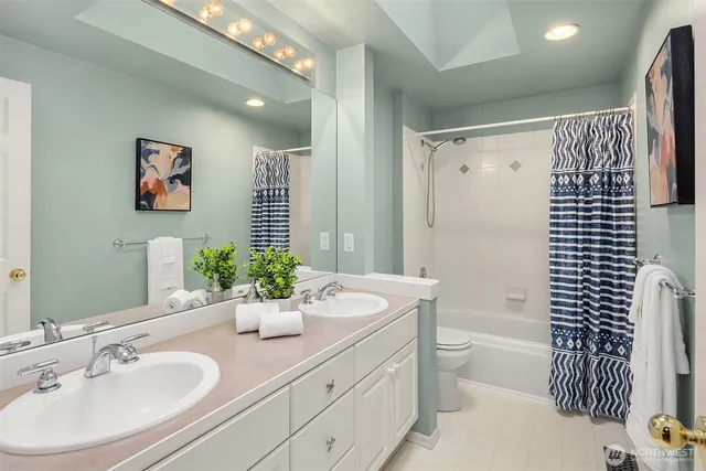 $2,175,000 | 8425 213th Place Northeast, Redmond, WA 98053