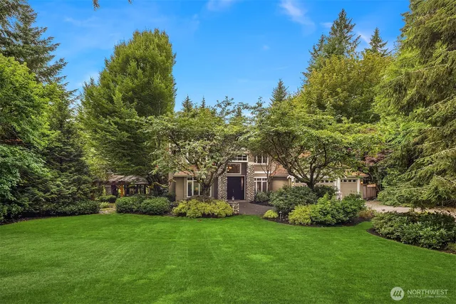 $2,175,000 | 8425 213th Place Northeast, Redmond, WA 98053