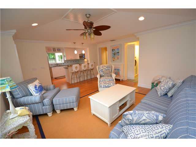 1024 Casuarina Road, Unit B Delray Beach, FL 33483 - Photo 9 of 25 Additional Photo