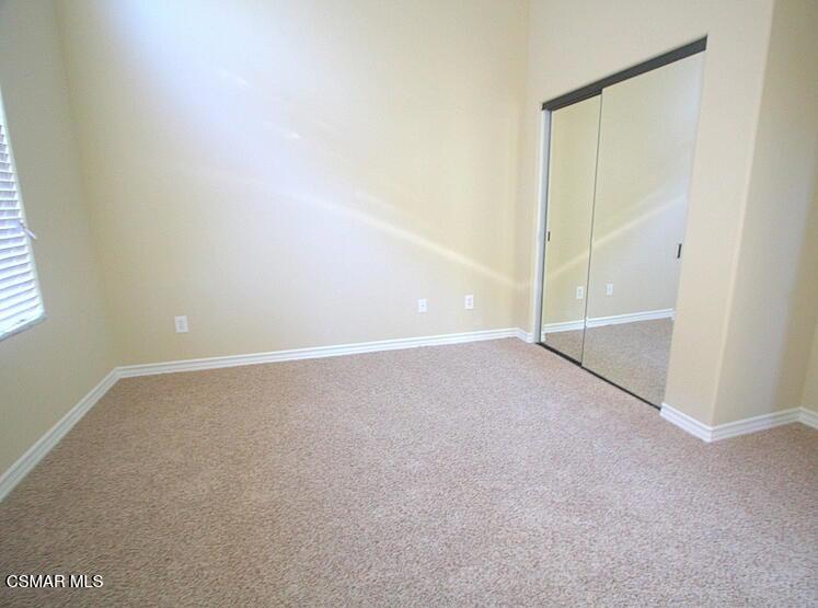 276 Chantilly Circle Simi Valley, CA 93065 - Photo 13 of 25 an empty room with an entryway