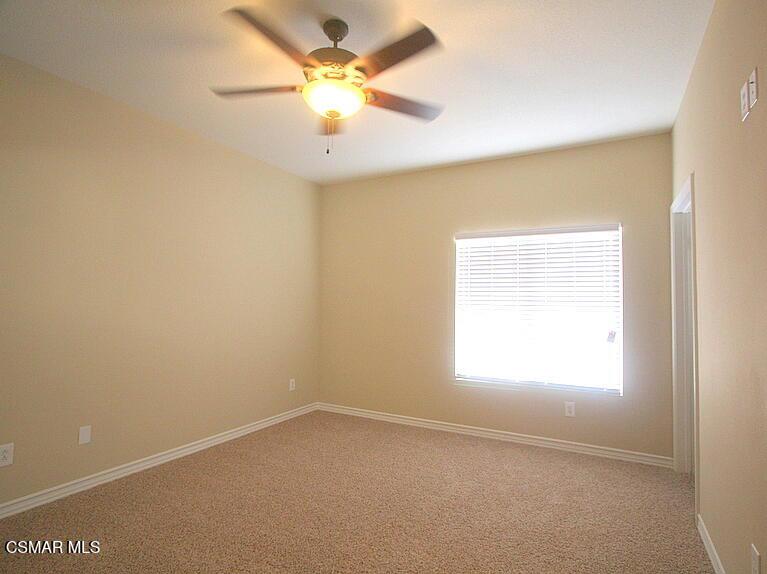 276 Chantilly Circle Simi Valley, CA 93065 - Photo 19 of 25 an empty room with a window