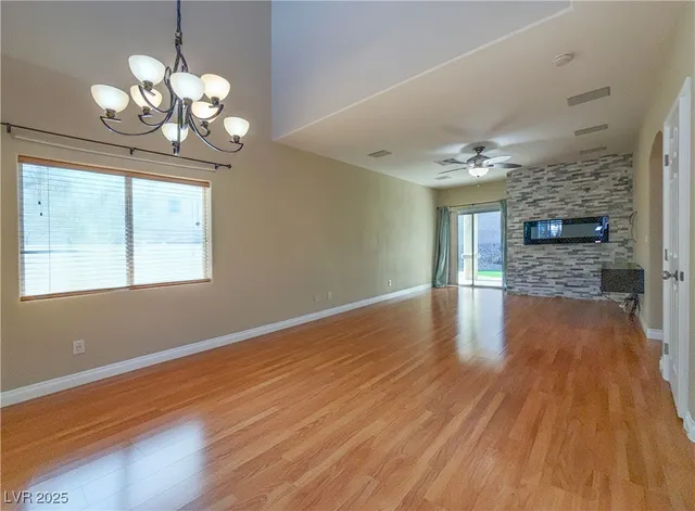 $2,365 | 1353 Robbers Roost Avenue, Henderson, NV 89012