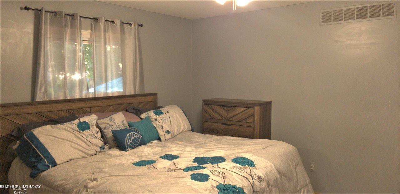 9536 Rachel Road Algonac, MI 48001 - Photo 10 of 18 50052379-9.JPG
