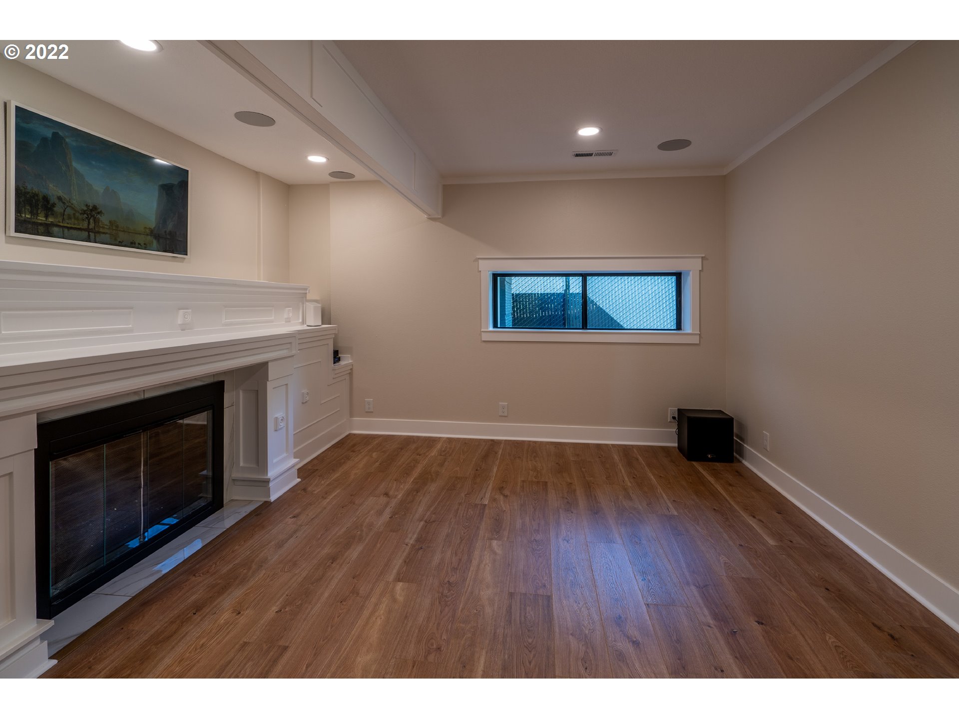 2219 Southwest Sunset Drive Portland, OR 97239 - Photo 17 of 24 Gallery Image 17