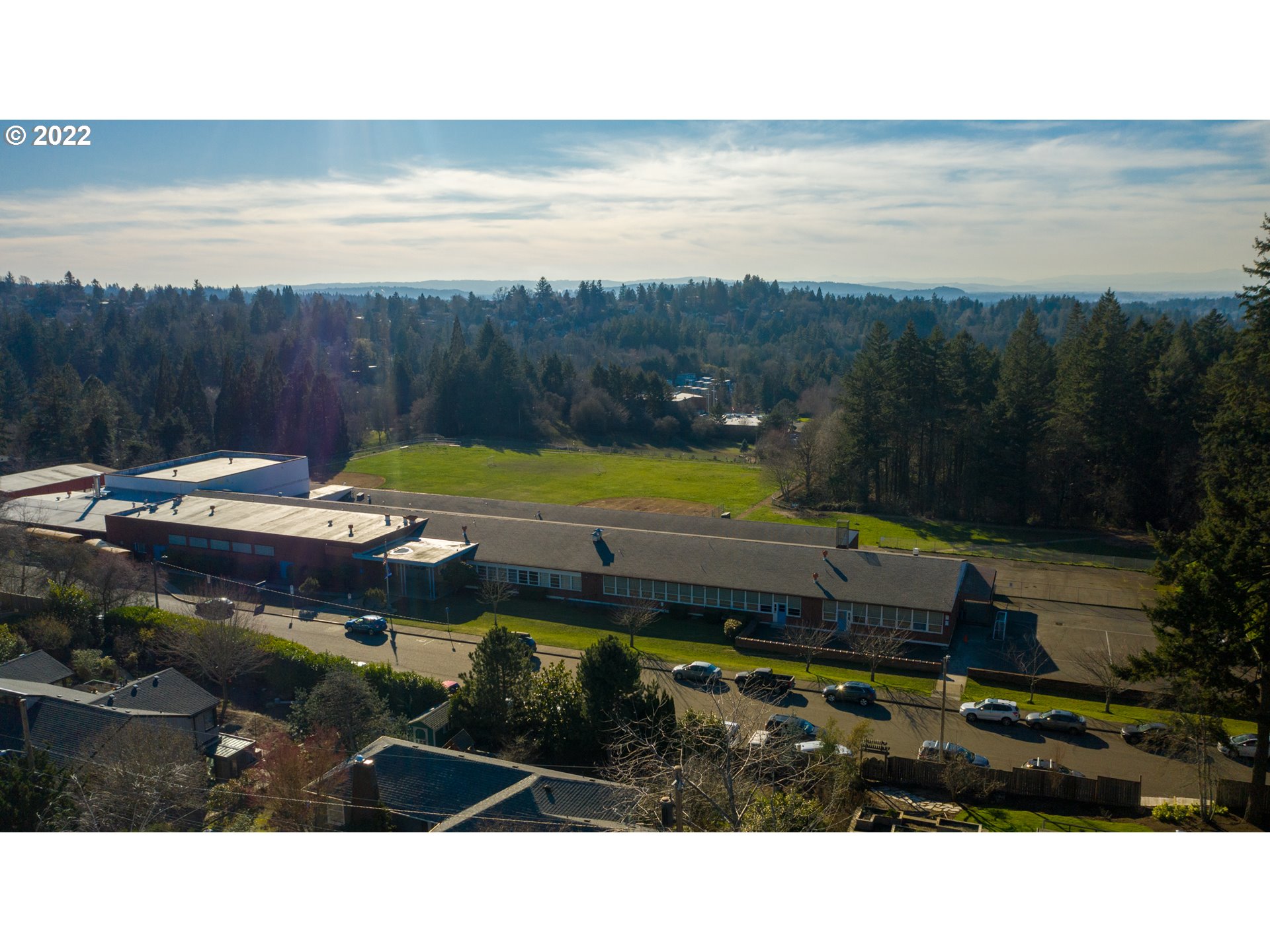 2219 Southwest Sunset Drive Portland, OR 97239 - Photo 18 of 24 Gallery Image 18