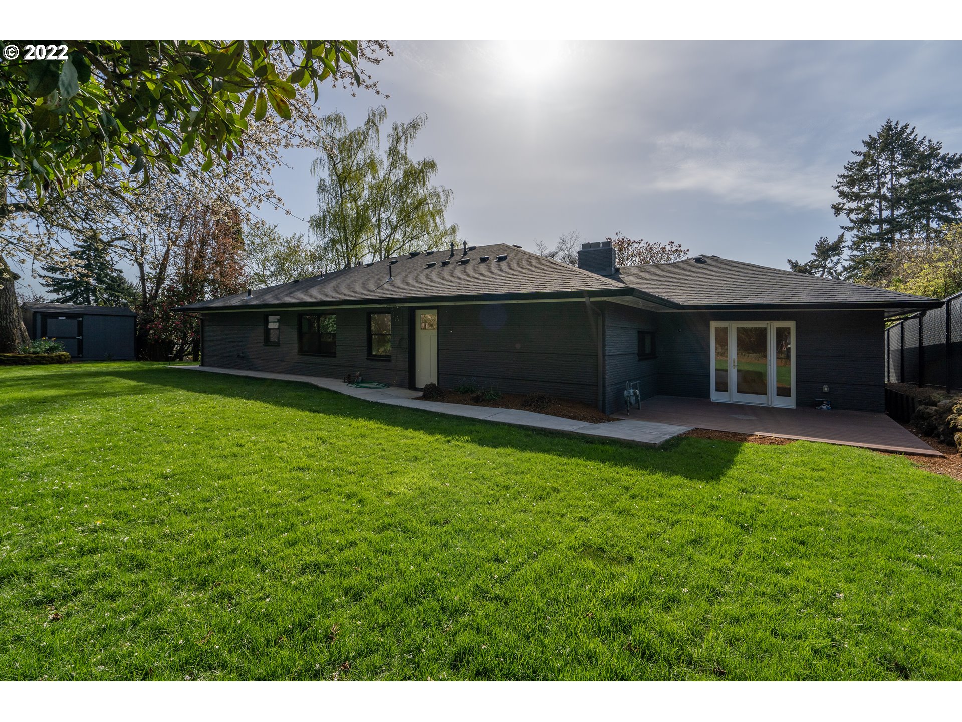 2219 Southwest Sunset Drive Portland, OR 97239 - Photo 19 of 24 Gallery Image 19