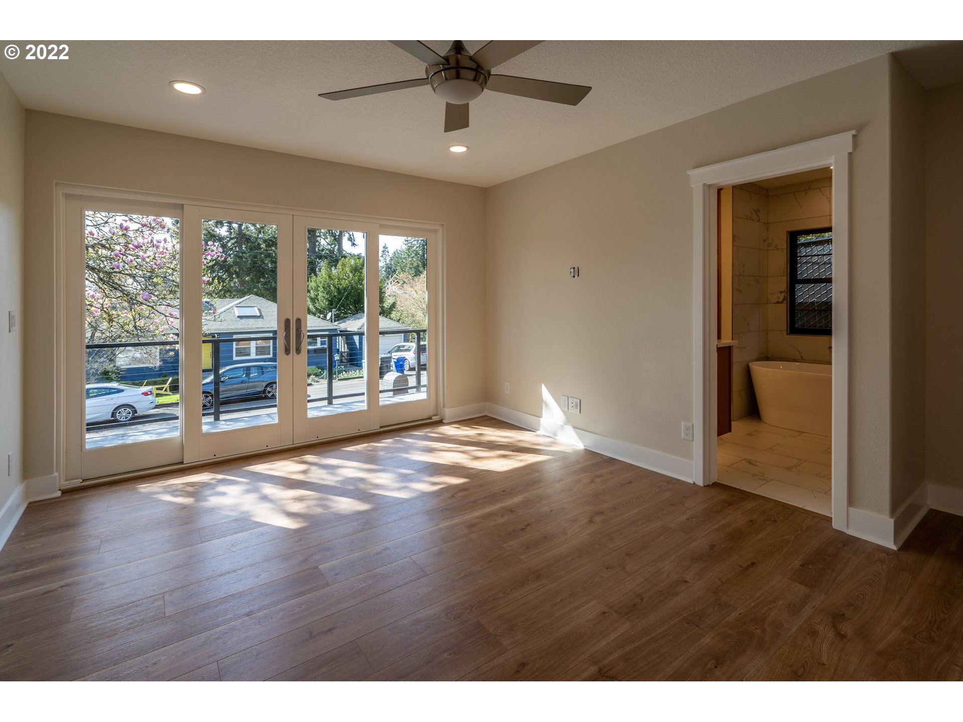 2219 Southwest Sunset Drive Portland, OR 97239 - Photo 23 of 24 Gallery Image 23