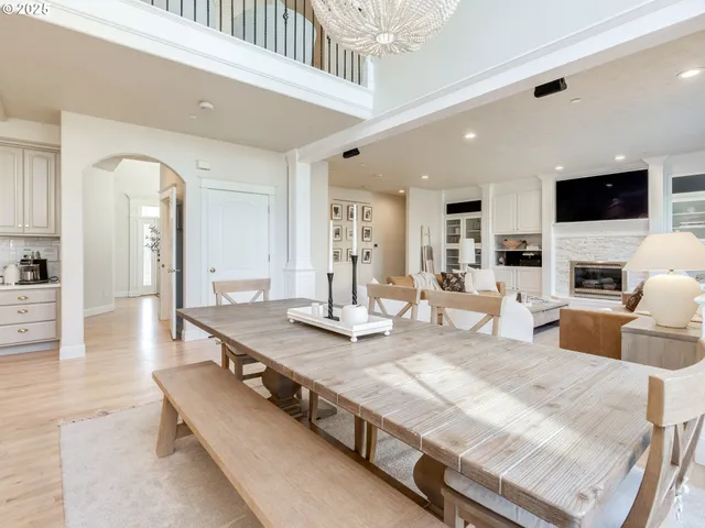 $1,750,000 | 28499 Southeast Sweetbriar Road, Troutdale, OR 97060