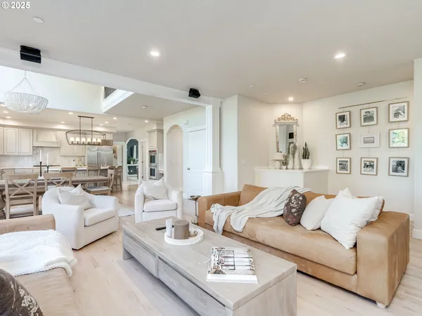 $1,750,000 | 28499 Southeast Sweetbriar Road, Troutdale, OR 97060