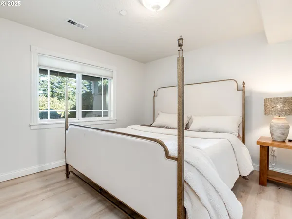 $1,750,000 | 28499 Southeast Sweetbriar Road, Troutdale, OR 97060