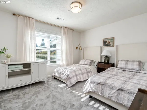 $1,750,000 | 28499 Southeast Sweetbriar Road, Troutdale, OR 97060