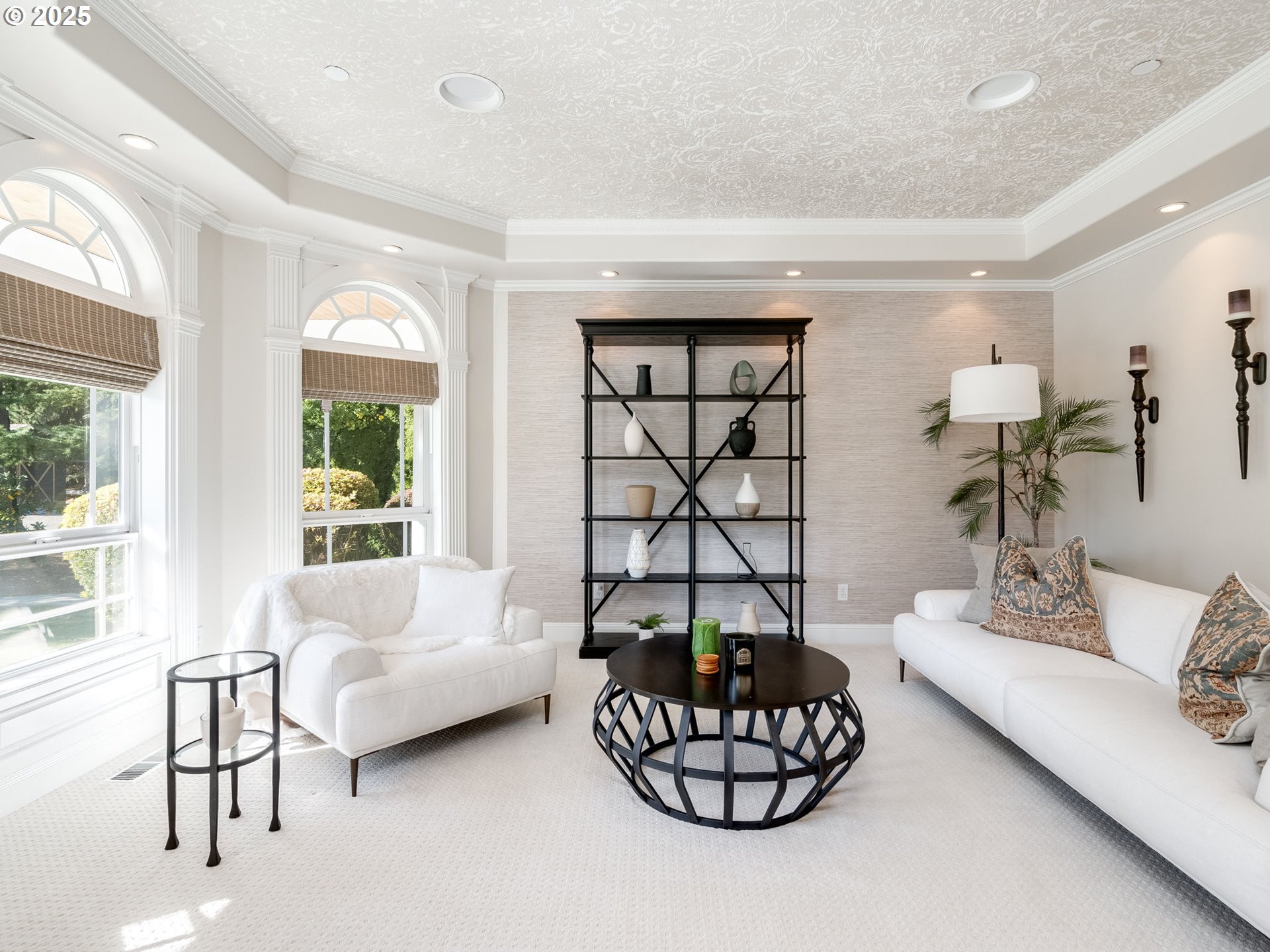 28499 Southeast Sweetbriar Road Troutdale, OR 97060 - Photo 5 of 48