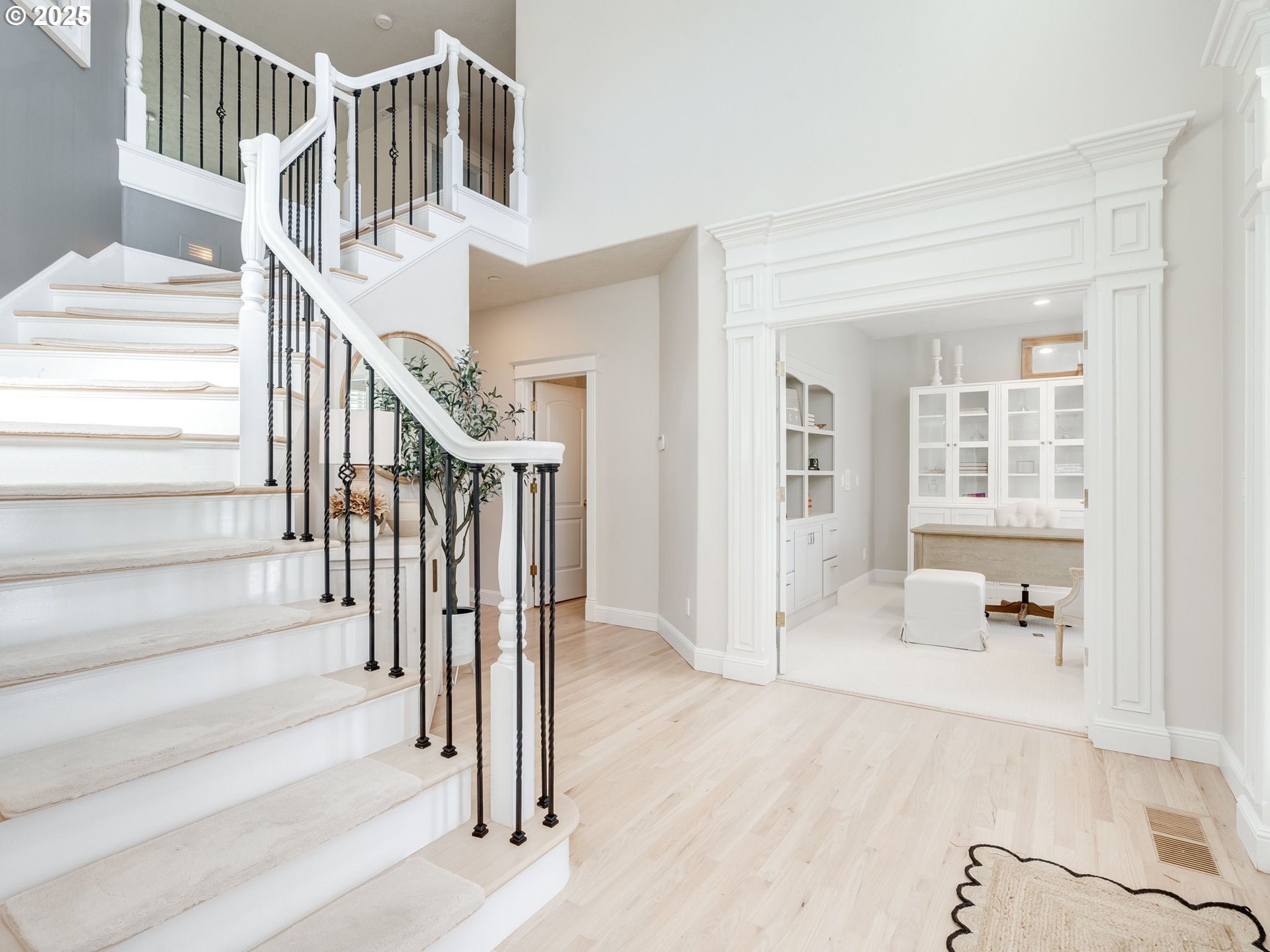 28499 Southeast Sweetbriar Road Troutdale, OR 97060 - Photo 6 of 48