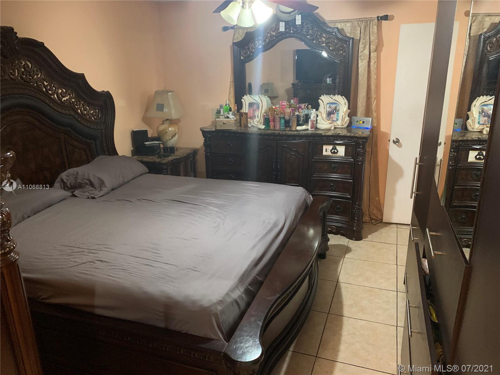 3427 Foxcroft Road Miramar, FL 33025 - Photo 21 of 39 Gallery Image 21