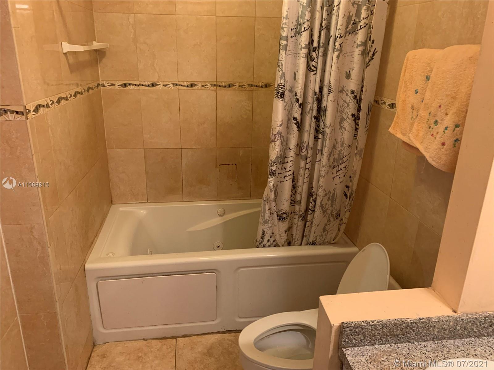 3427 Foxcroft Road Miramar, FL 33025 - Photo 27 of 39 Gallery Image 27
