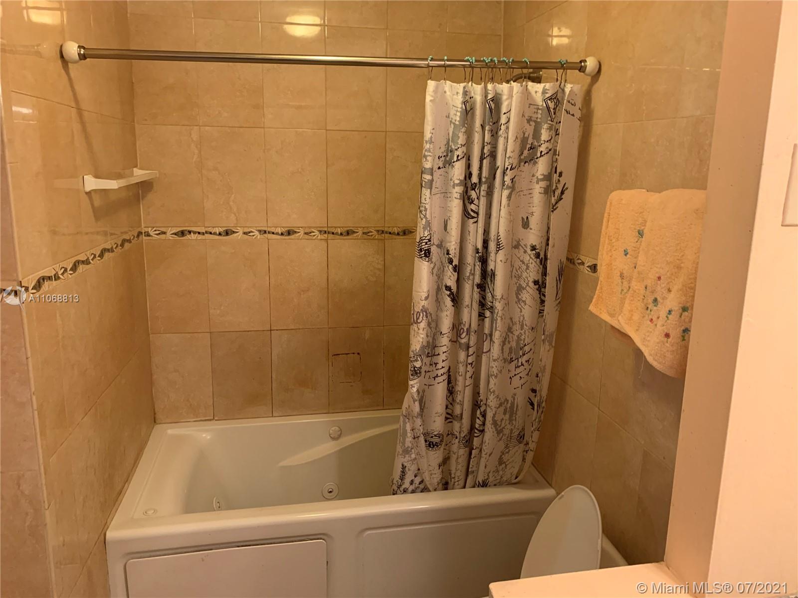 3427 Foxcroft Road Miramar, FL 33025 - Photo 29 of 39 Gallery Image 29