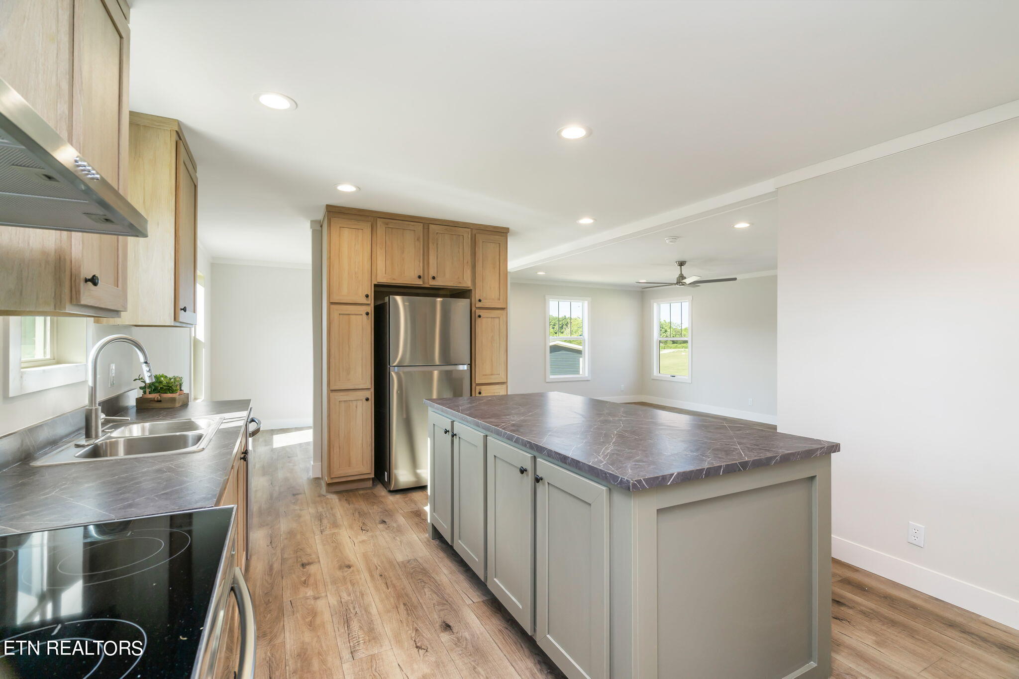 498 Greenbriar Road Sweetwater, TN 37874 - Photo 16 of 58 19-web-or-mls-498 Greenbriar Road-25