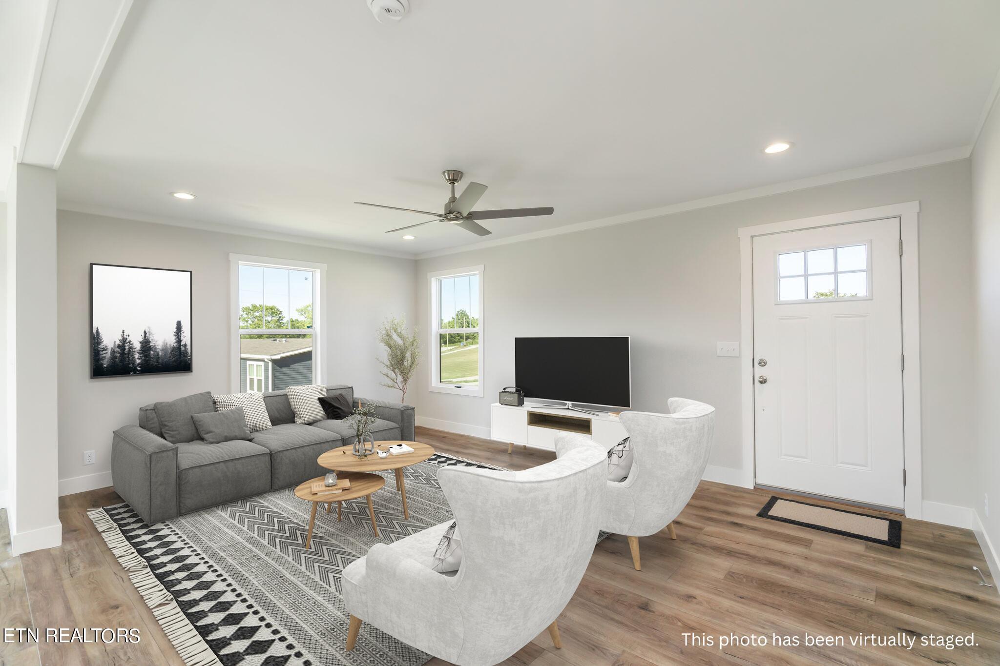 498 Greenbriar Road Sweetwater, TN 37874 - Photo 7 of 58 This photo has been virtually staged.