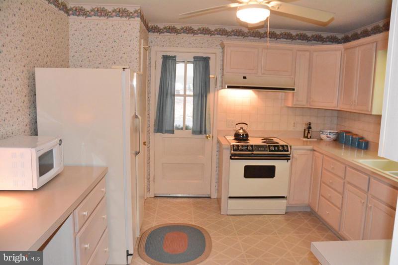 1118 Centerville Road Lancaster, PA 17601 - Photo 6 of 34