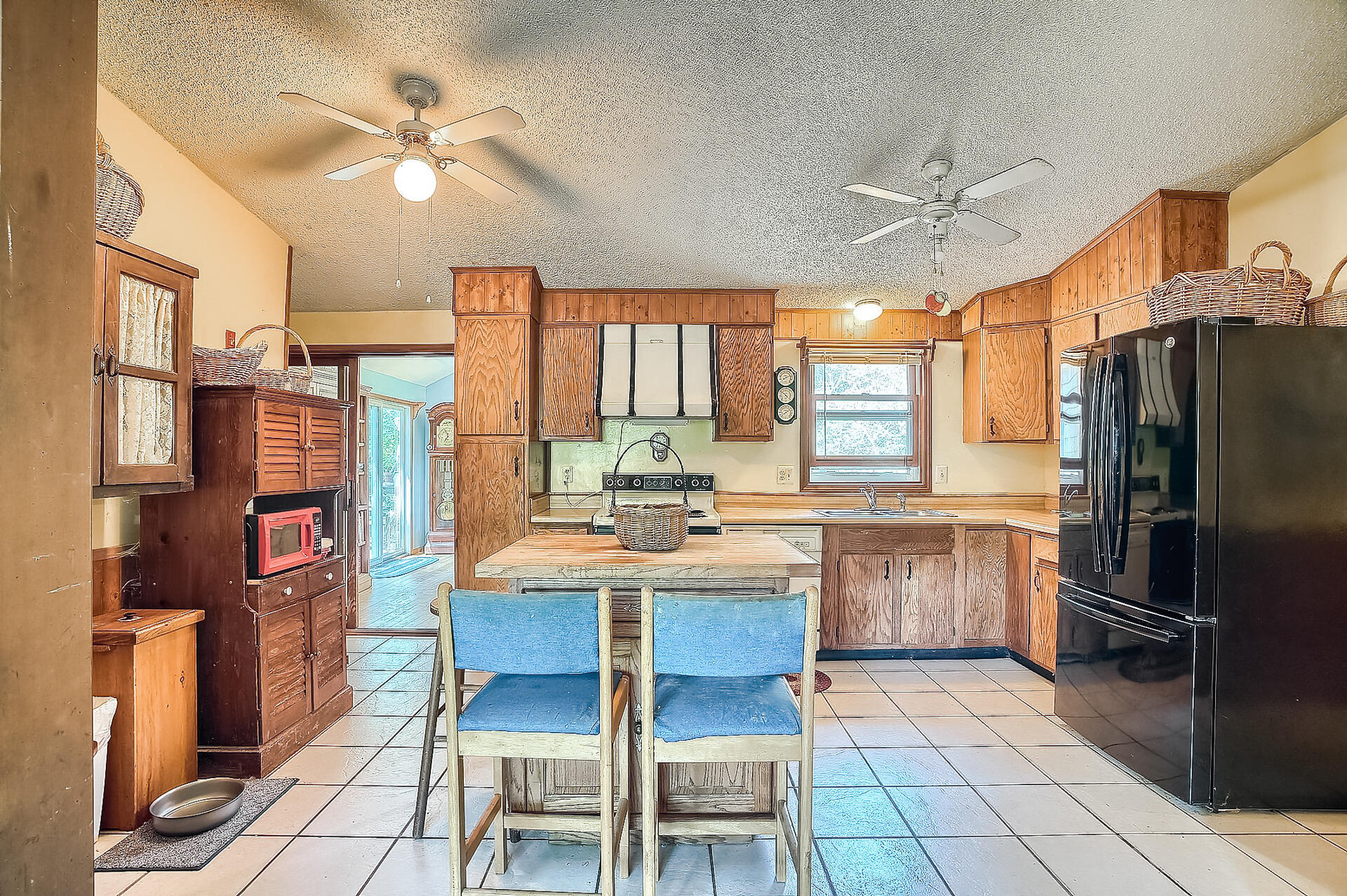 995 Massasoit Road Eastham, MA 02642 - Photo 8 of 21 Tiled Floors