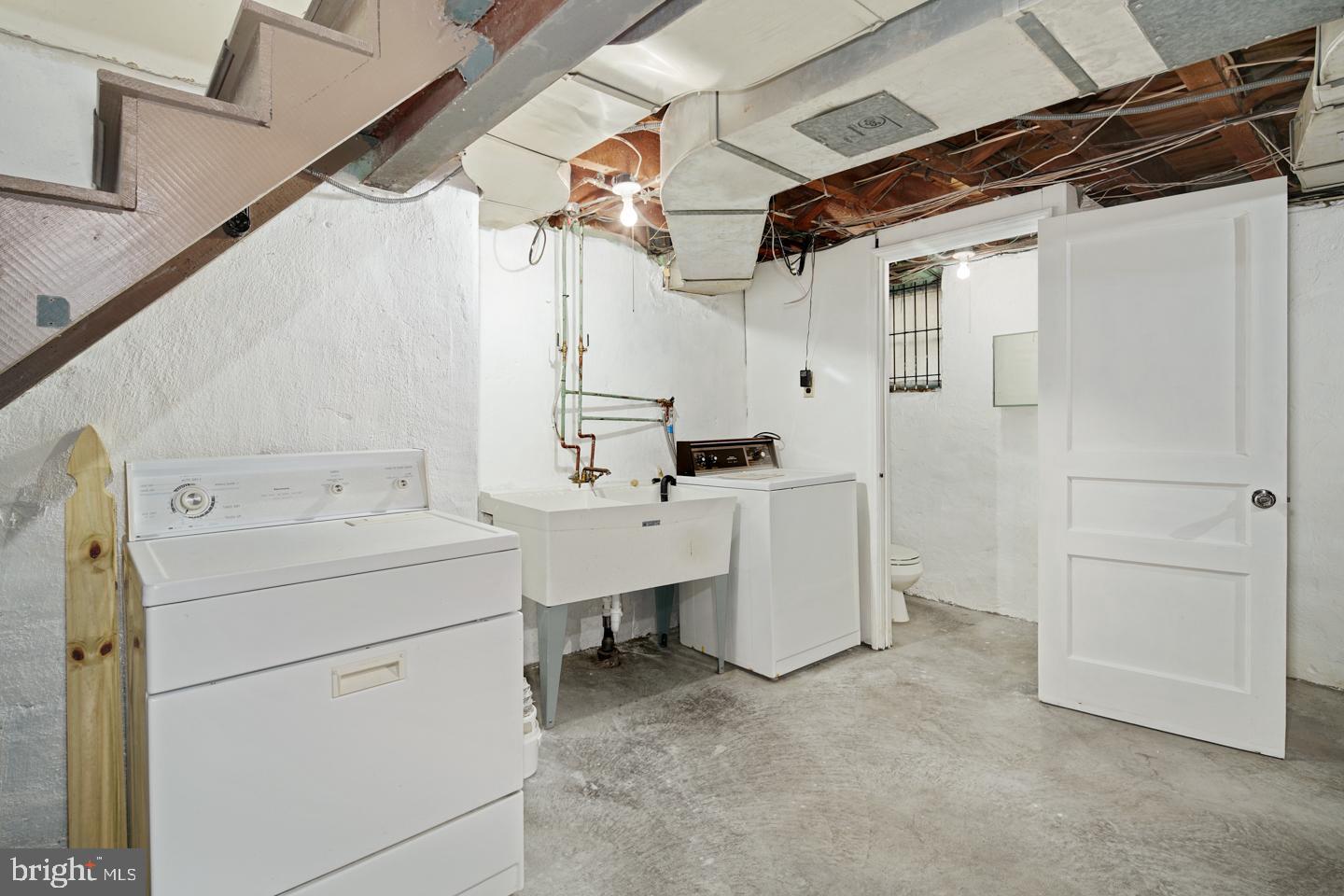 20 Rockglen Road Wynnewood, PA 19096 - Photo 16 of 19 Gallery Image 16