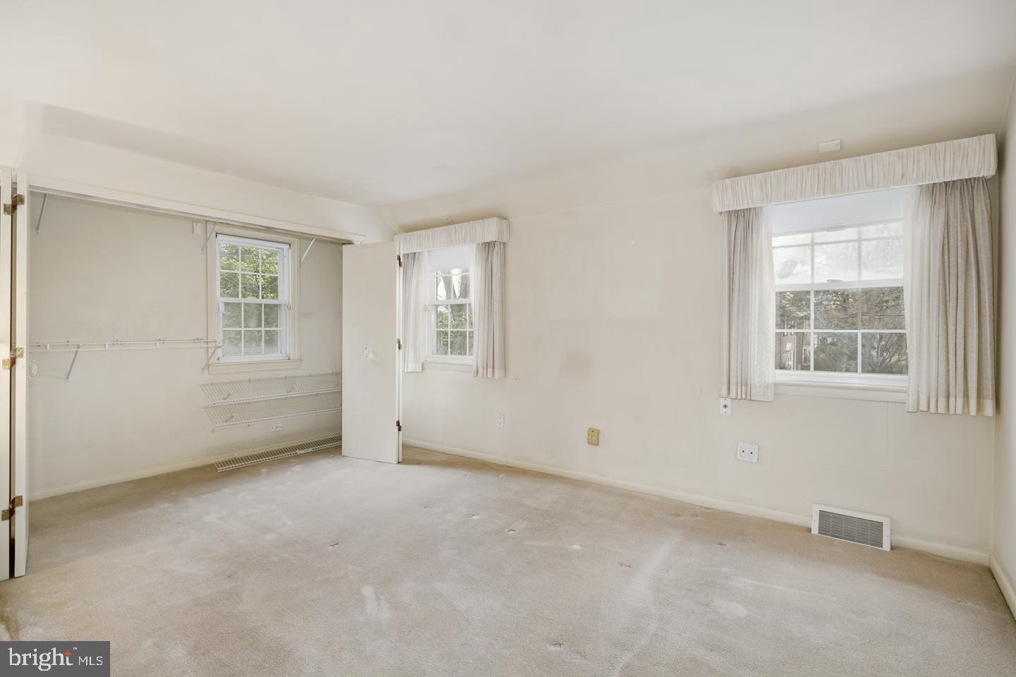 20 Rockglen Road Wynnewood, PA 19096 - Photo 10 of 19 Gallery Image 10