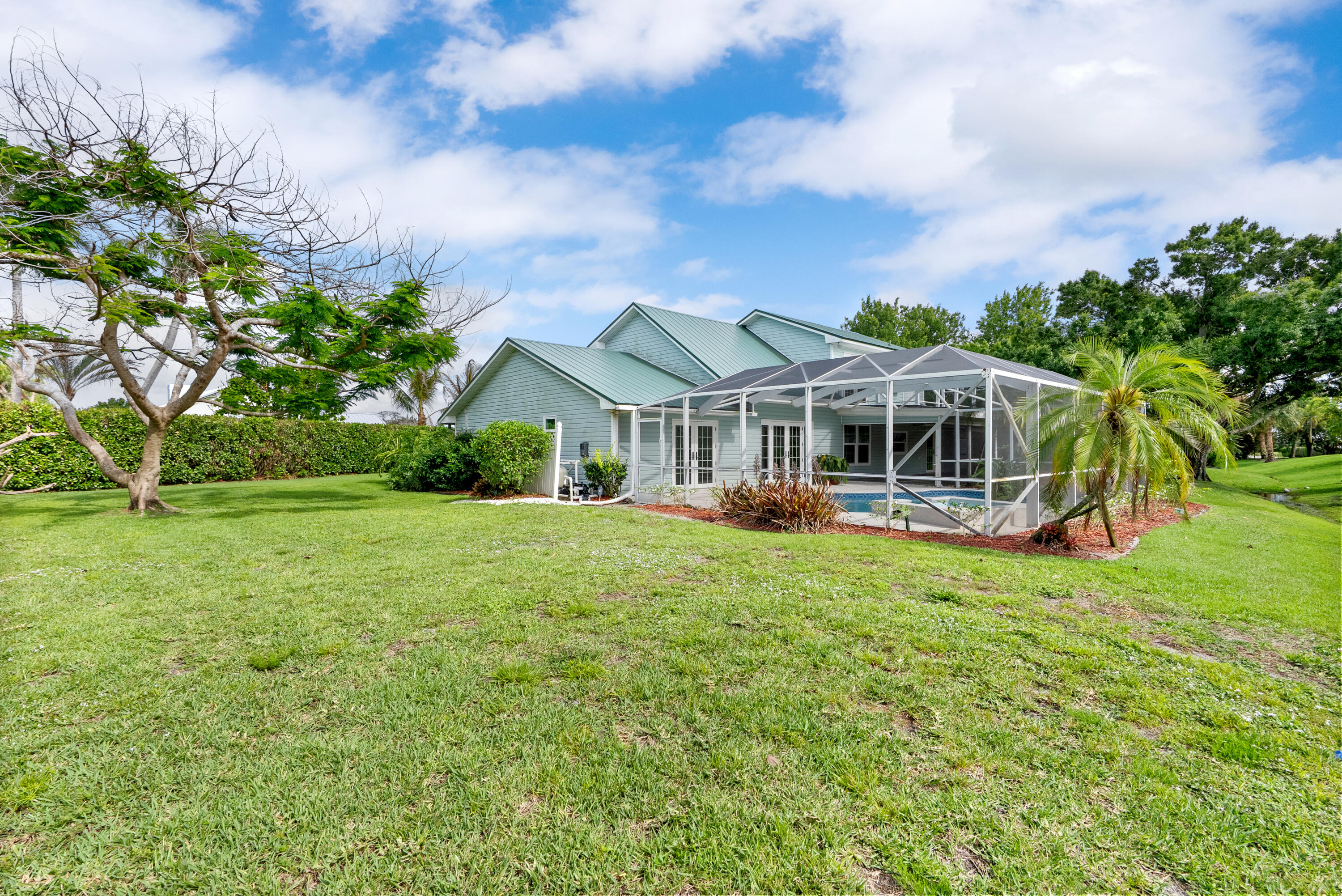 2415 Northwest Cove View Stuart, FL 34994 - Photo 5 of 54 DSC07222