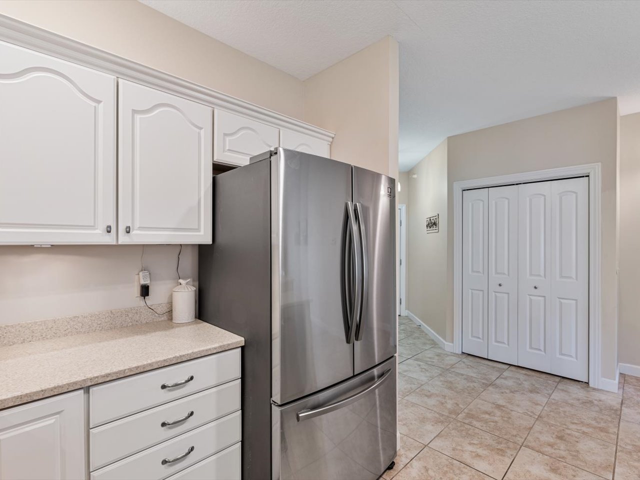 1227 East Kimberly Road, Unit 5A Davenport, IA 52722 - Photo 27 of 46