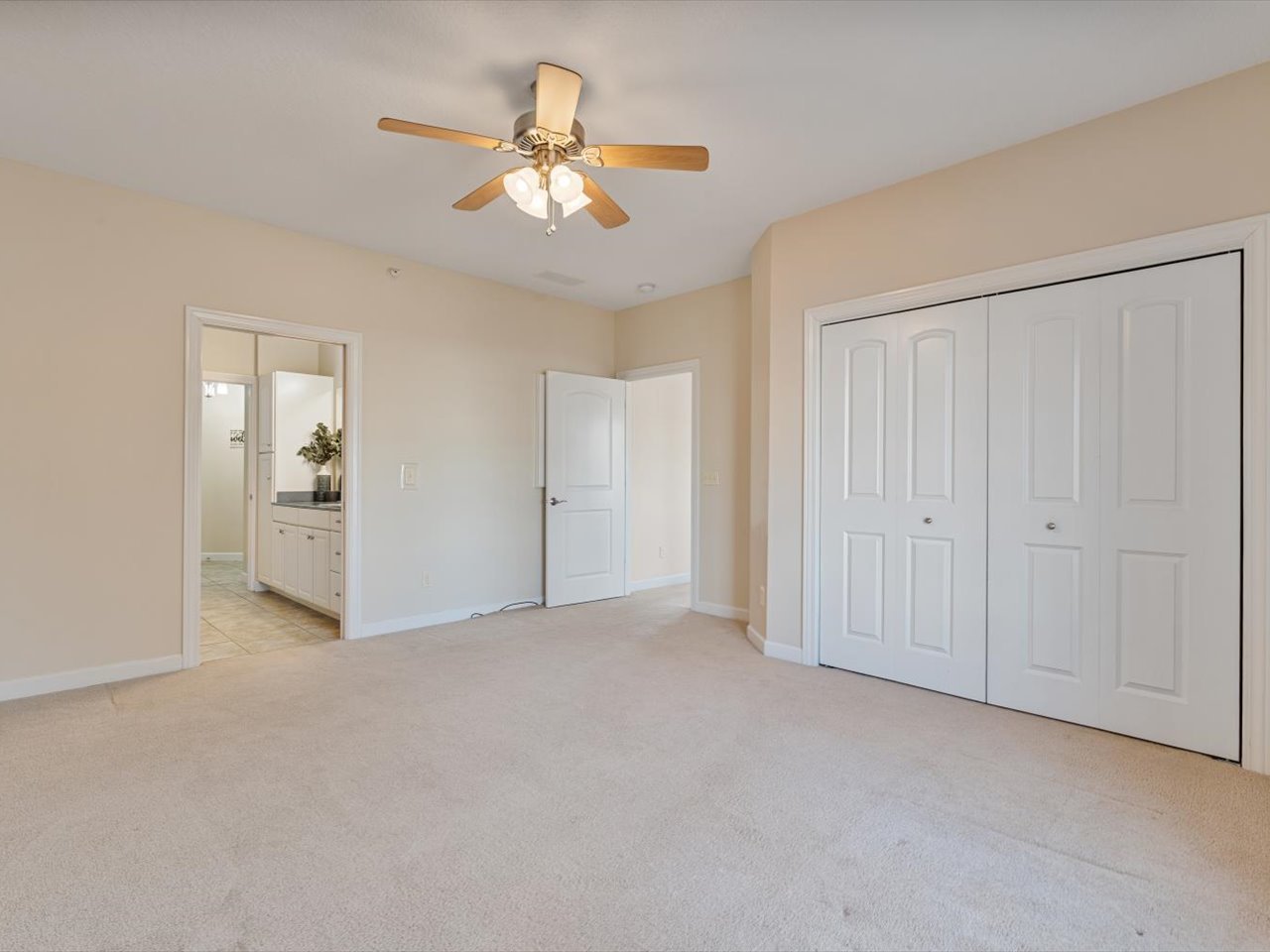 1227 East Kimberly Road, Unit 5A Davenport, IA 52722 - Photo 39 of 46