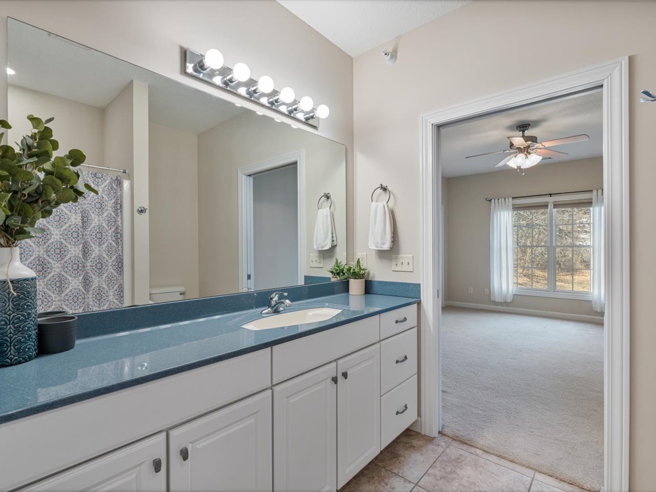 1227 East Kimberly Road, Unit 5A Davenport, IA 52722 - Photo 42 of 46